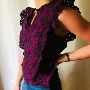 AMARYLLIS eyelet top